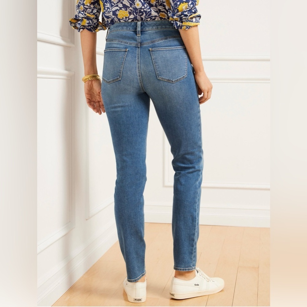 Talbots Slim Ankle Jeans in Rockaway Wash - Picture 3 of 9